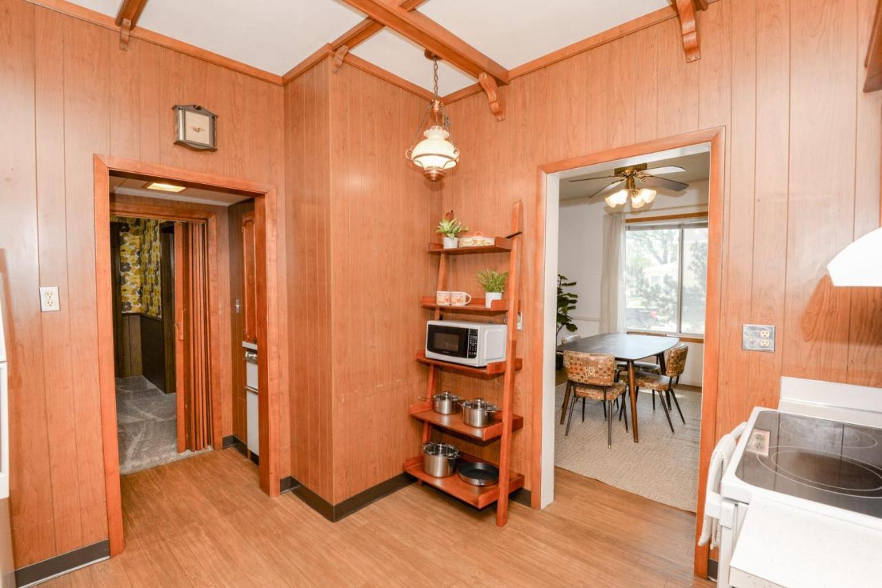 Villa Unique Two Story With A Vintage Flare Fargo Exterior foto